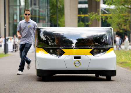 stella-worlds-first-solar-powered-family-car06